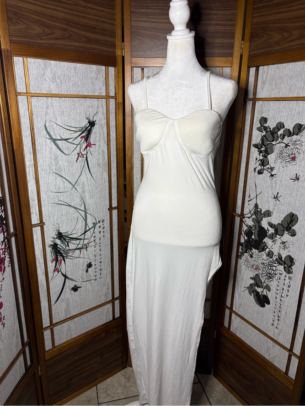 White Bodycon Maxi Dress 🤍